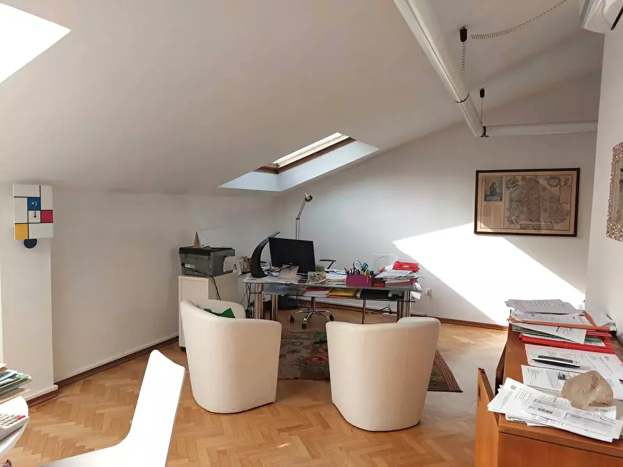 Immagine 17 di Ufficio in affitto  in Via Borgo Dei Leoni a Ferrara