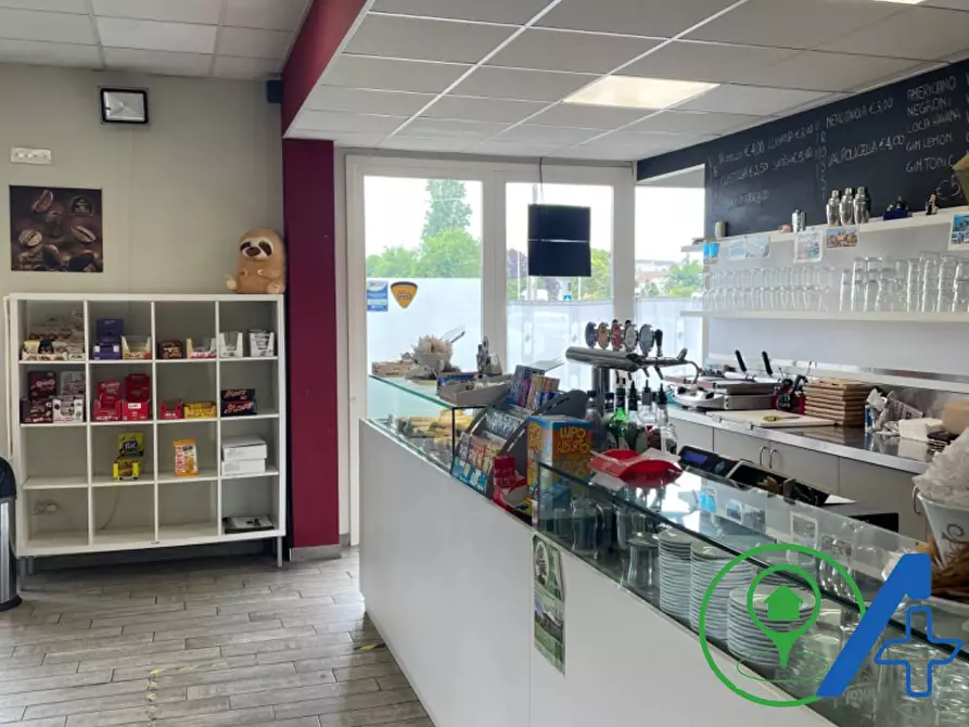 Immagine 6 di Attività commerciale in vendita  in stradas statale Goitese 495 a Goito