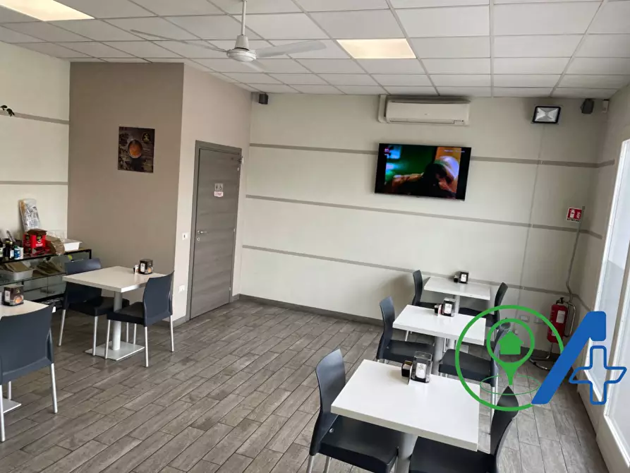 Immagine 10 di Attività commerciale in vendita  in stradas statale Goitese 495 a Goito