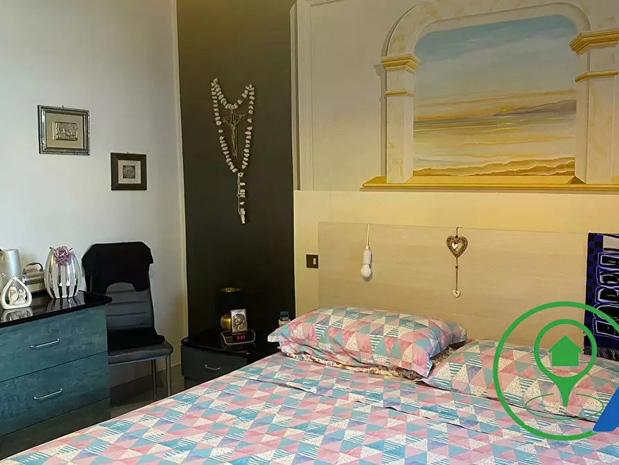 Immagine 12 di Appartamento in vendita  in via Francesco Gondrand 6 a Casalmoro