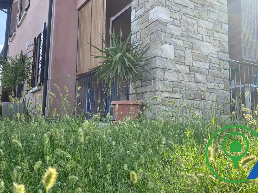 Immagine 6 di Appartamento in vendita  in via Francesco Gondrand 6 a Casalmoro