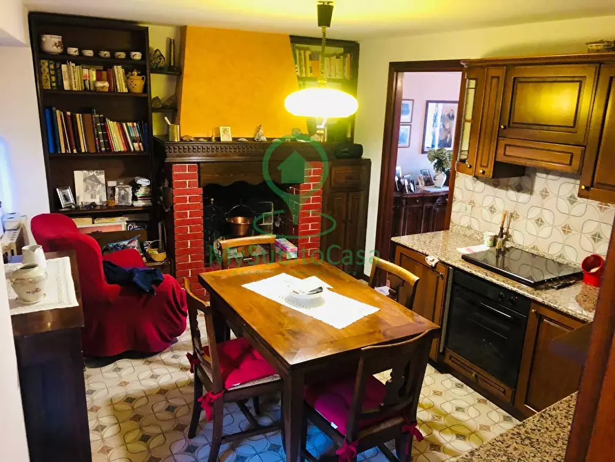 Immagine 13 di Casa semindipendente in vendita  in via roma a Anfo