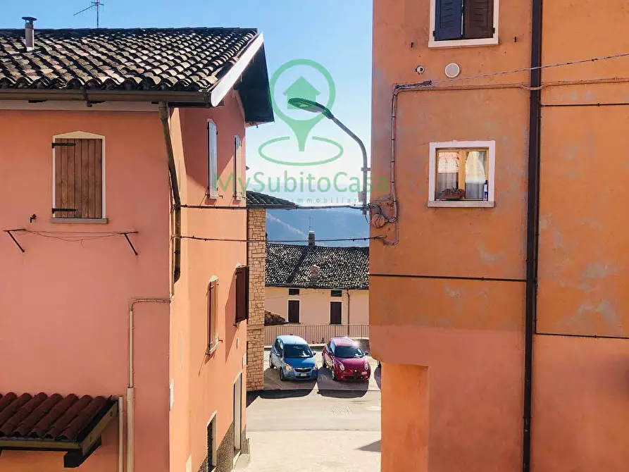 Immagine 21 di Casa semindipendente in vendita  in via roma a Anfo