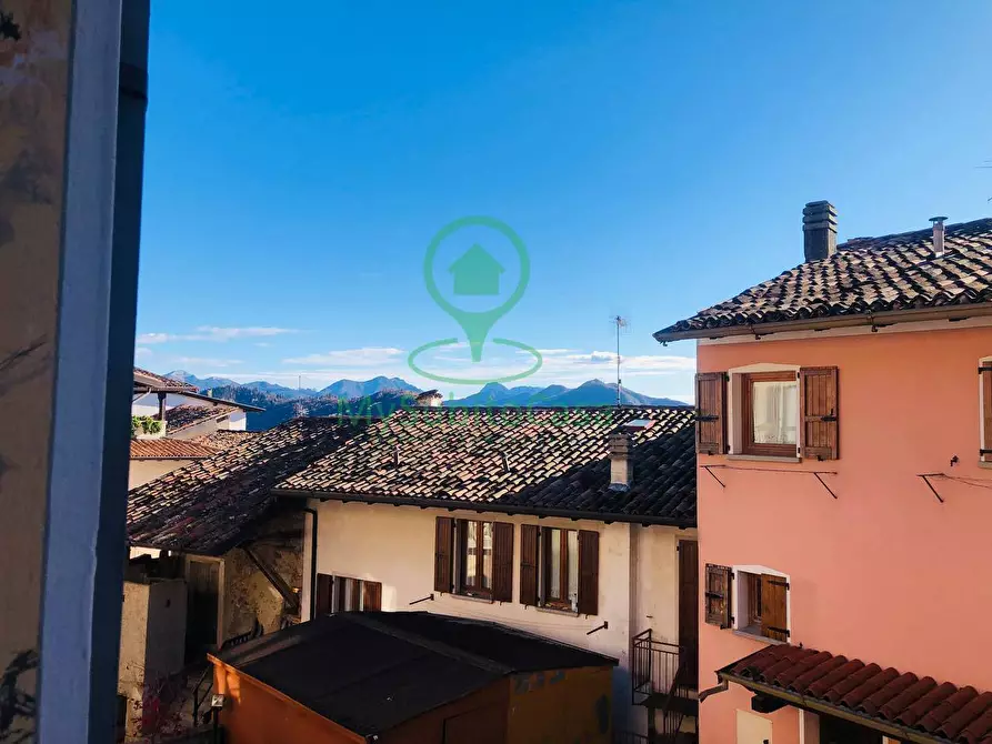 Immagine 24 di Casa semindipendente in vendita  in via roma a Anfo