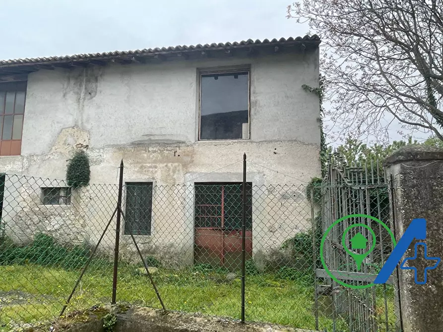 Immagine 6 di Palazzo in vendita  in piazza Guglielmo Marconi angolo via xxiv giugno a Solferino