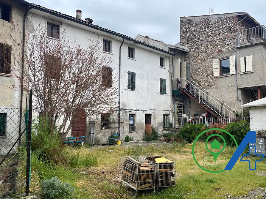 Immagine 8 di Palazzo in vendita  in piazza Guglielmo Marconi angolo via xxiv giugno a Solferino