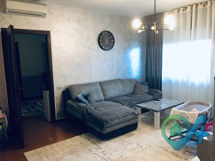 Immagine 5 di Appartamento in vendita  in via desenzani 17 a Castiglione Delle Stiviere