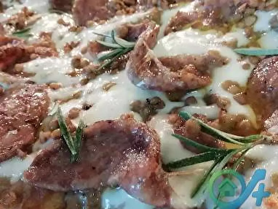 Immagine 2 di Attività commerciale in vendita  a Verona