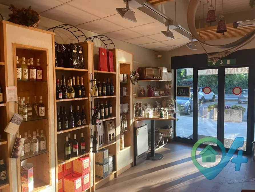 Immagine 1 di Attività commerciale in vendita  in via Carcereri 29 a Bosco Chiesanuova
