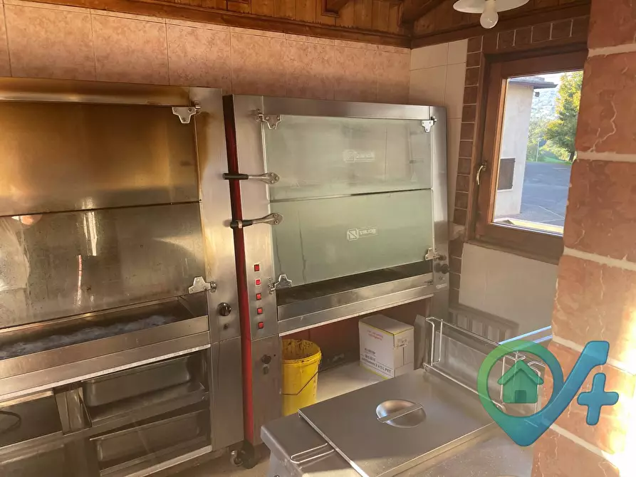 Immagine 11 di Attività commerciale in vendita  in via Carcereri 29 a Bosco Chiesanuova