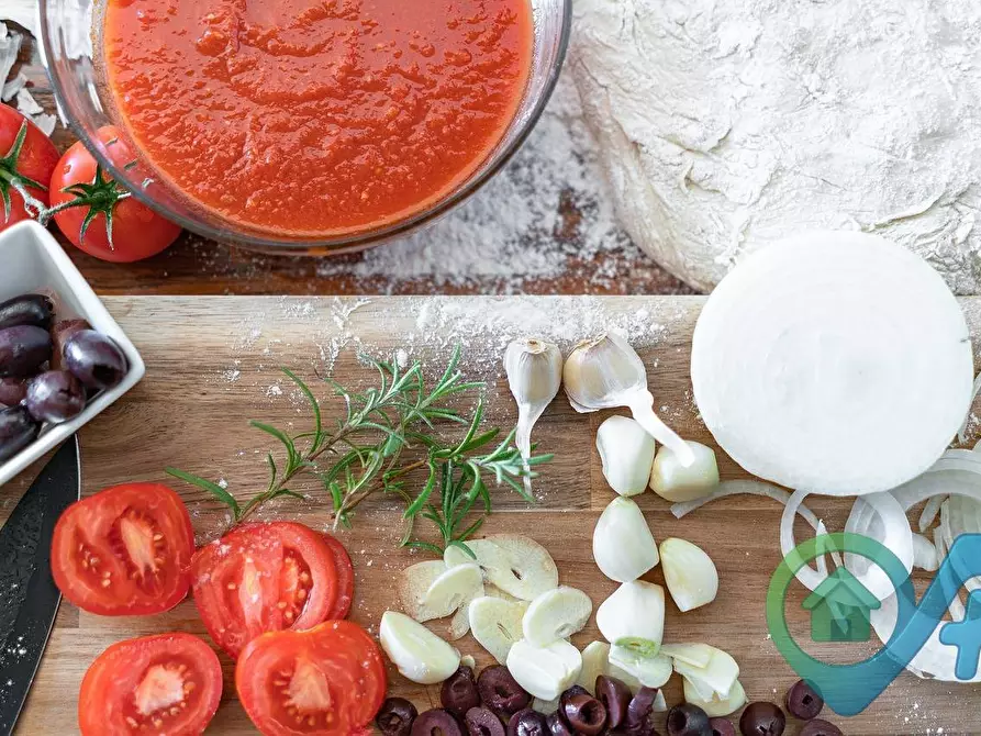 Immagine 3 di Attività commerciale in vendita  a Castiglione Delle Stiviere