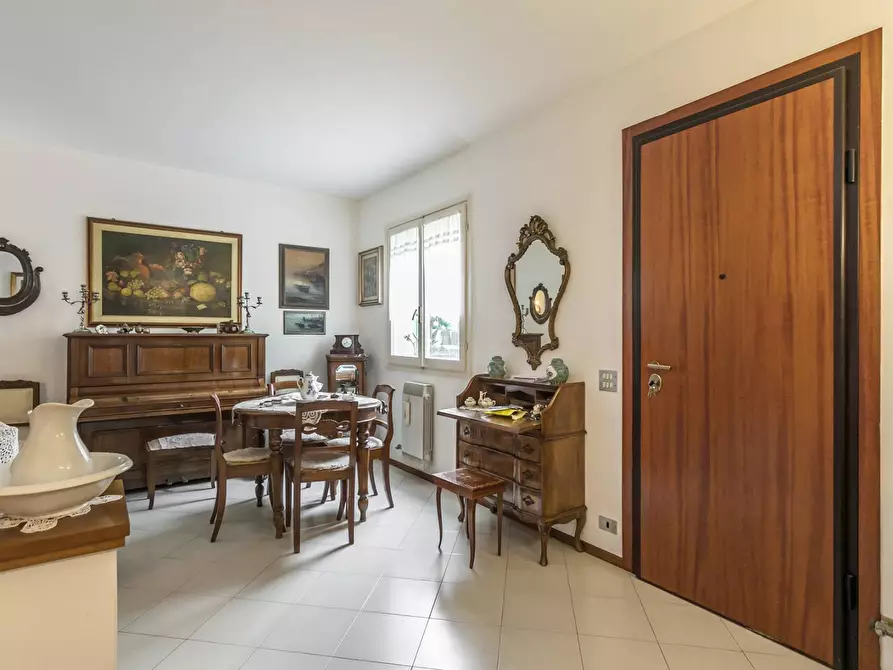 Immagine 5 di Villetta a schiera in vendita  in VIA VERDI a Mozzo