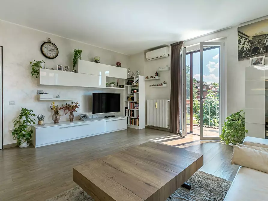 Immagine 3 di Appartamento in vendita  in CARSO a Bergamo