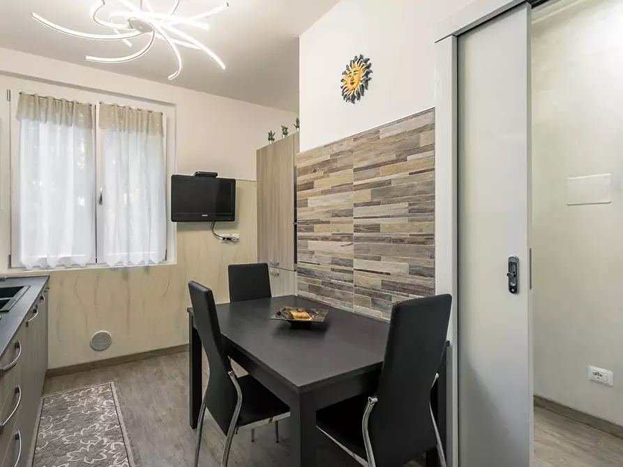 Immagine 5 di Appartamento in vendita  in CARSO a Bergamo