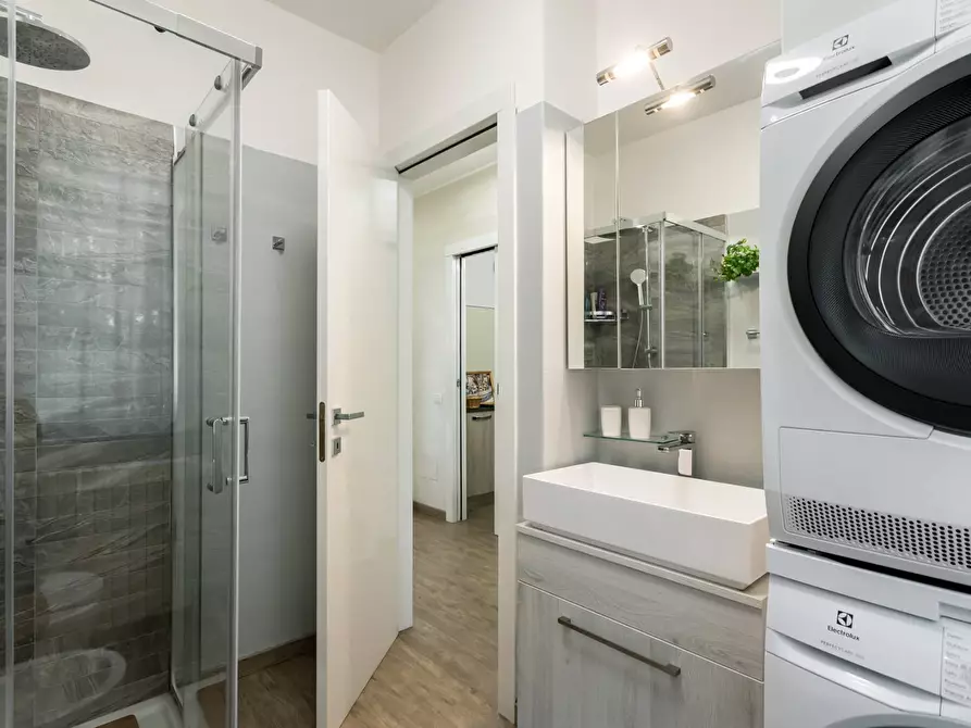 Immagine 6 di Appartamento in vendita  in CARSO a Bergamo