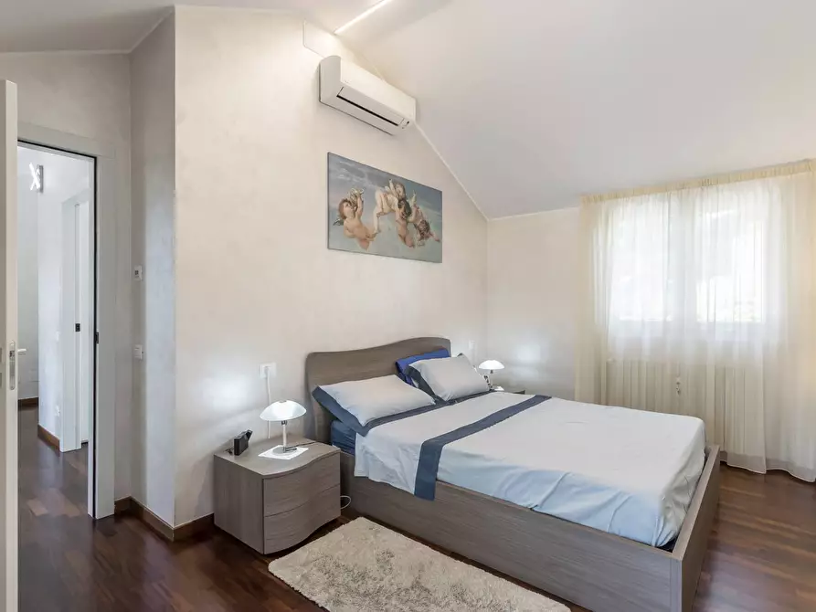 Immagine 10 di Appartamento in vendita  in CARSO a Bergamo