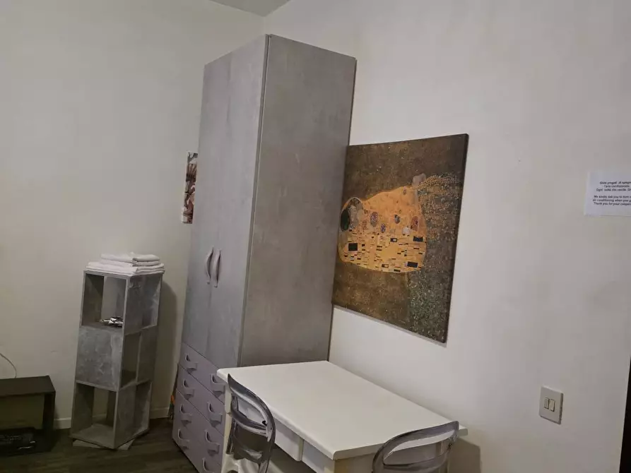 Immagine 5 di Appartamento in vendita  in VIA CALDARA 2 a Bergamo