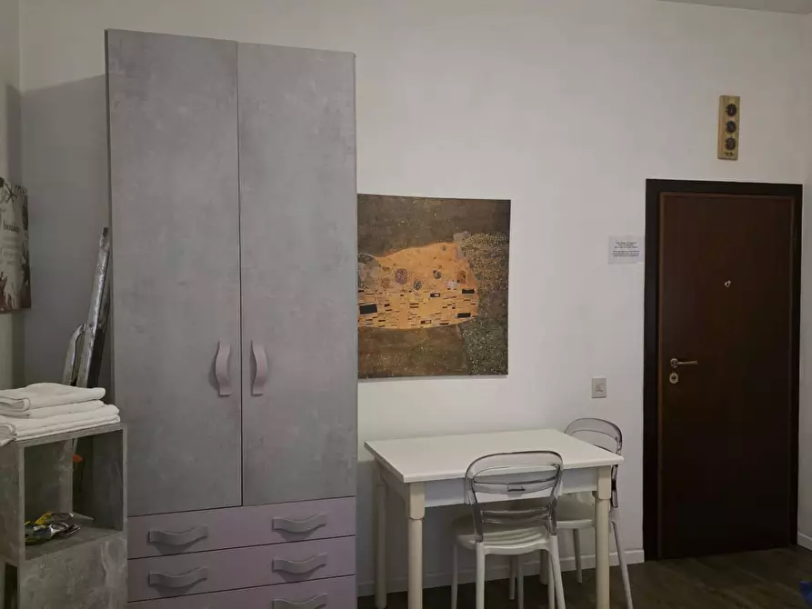 Immagine 7 di Appartamento in vendita  in VIA CALDARA 2 a Bergamo