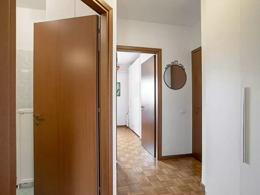 Immagine 6 di Appartamento in vendita  in Via San Bernardino a Bergamo