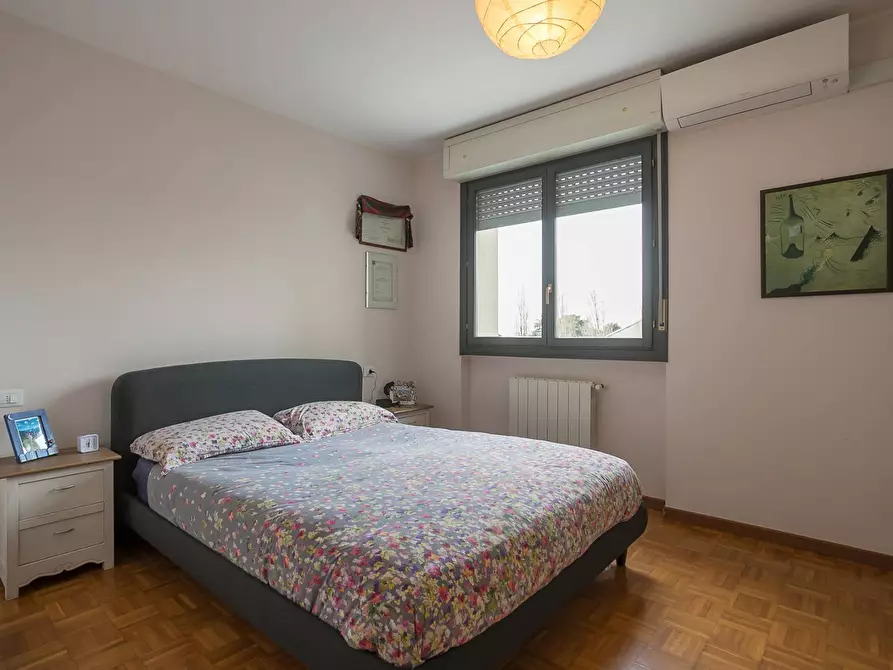 Immagine 7 di Appartamento in vendita  in Via San Bernardino a Bergamo