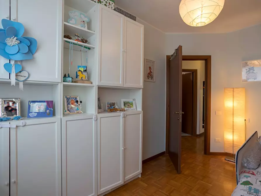 Immagine 10 di Appartamento in vendita  in Via San Bernardino a Bergamo