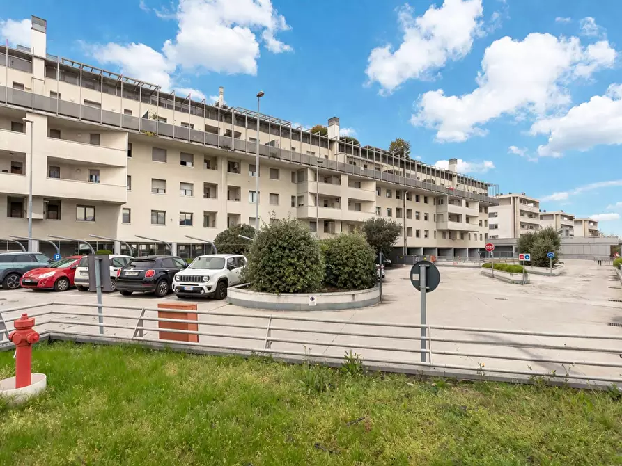 Immagine 13 di Appartamento in vendita  in Via San Bernardino a Bergamo