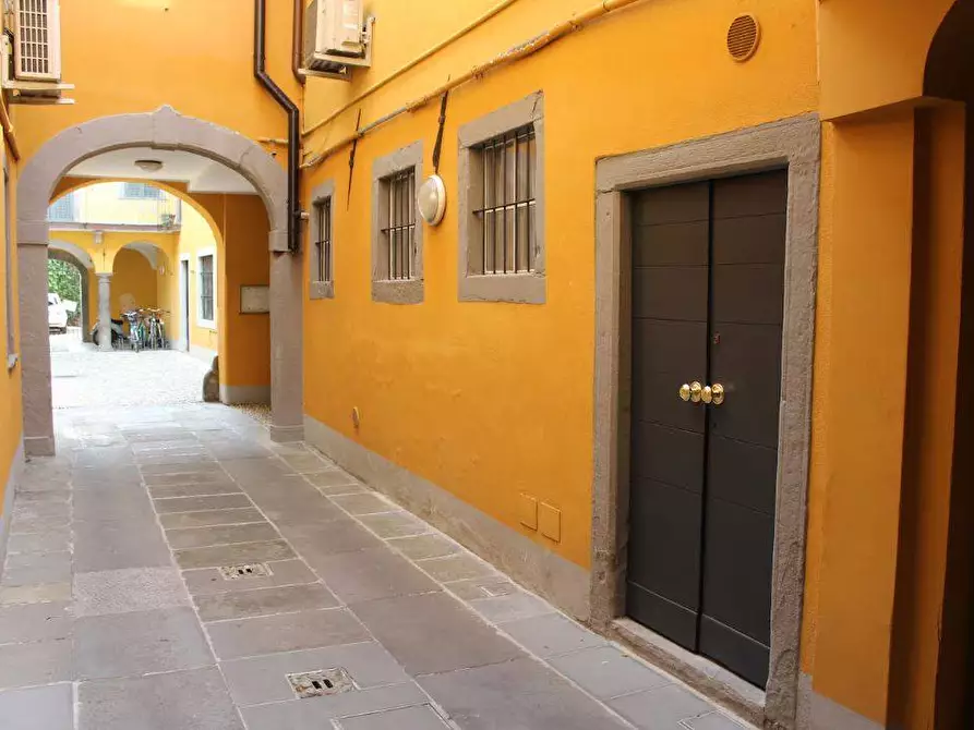 Immagine 2 di Appartamento in vendita  in Via San Bernardino 38 a Bergamo