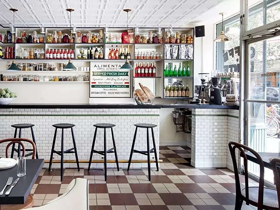 Immagine 2 di Bar / Ristorante in vendita  a Busto Arsizio