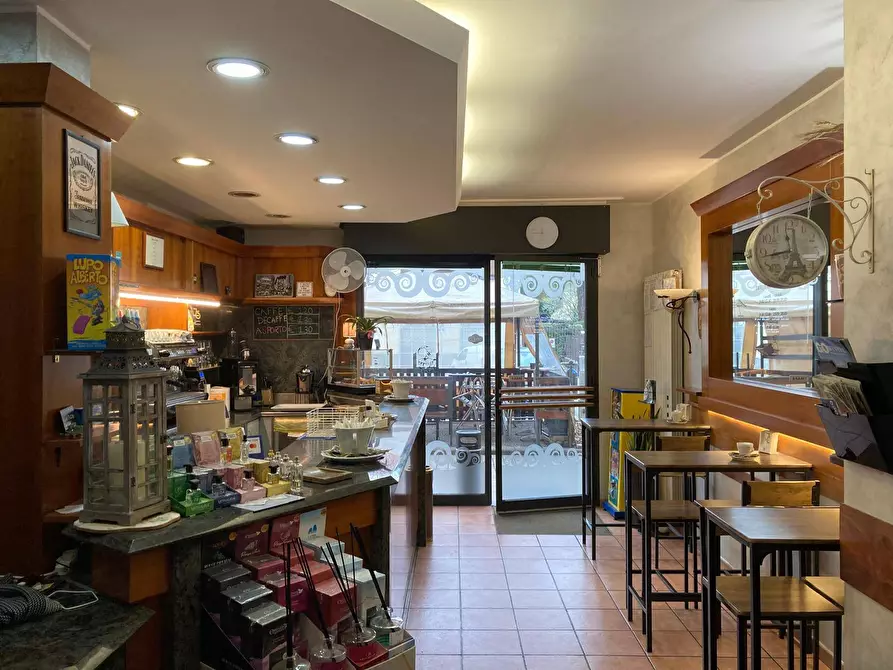Immagine 1 di Bar / Ristorante in vendita  a Gallarate