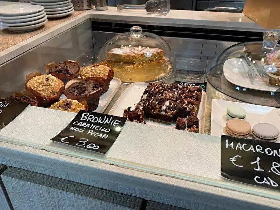 Immagine 1 di Bar / Ristorante in vendita  a Busto Arsizio