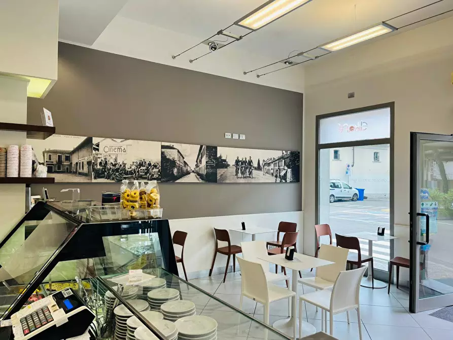 Immagine 6 di Bar / Ristorante in vendita  a Legnano