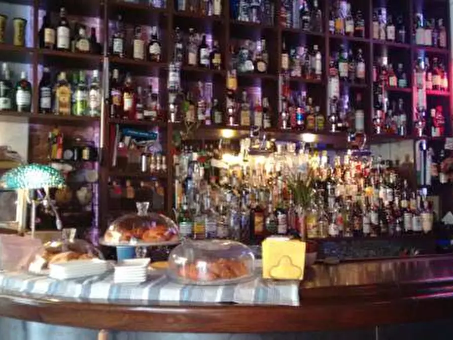 Immagine 2 di Bar / Ristorante in vendita  a Tradate