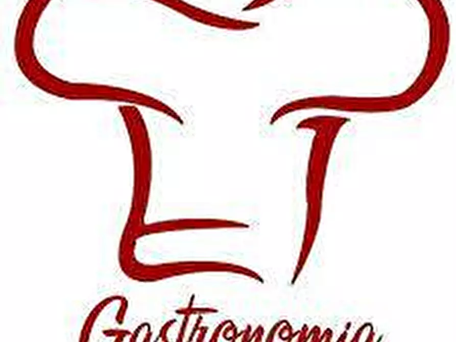 Immagine 2 di Attività commerciale in vendita  a Tradate