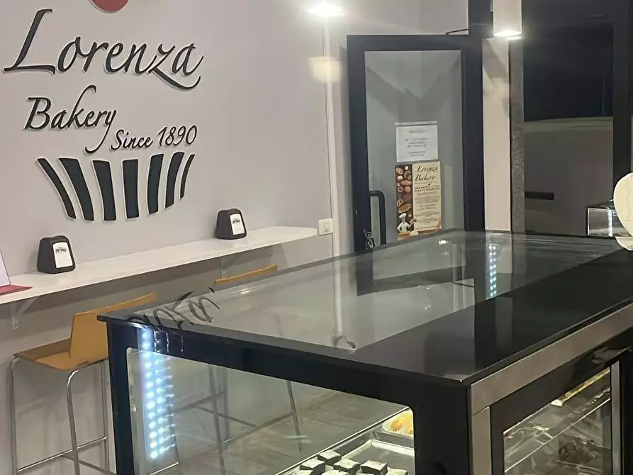 Immagine 4 di Bar / Ristorante in vendita  a Magenta