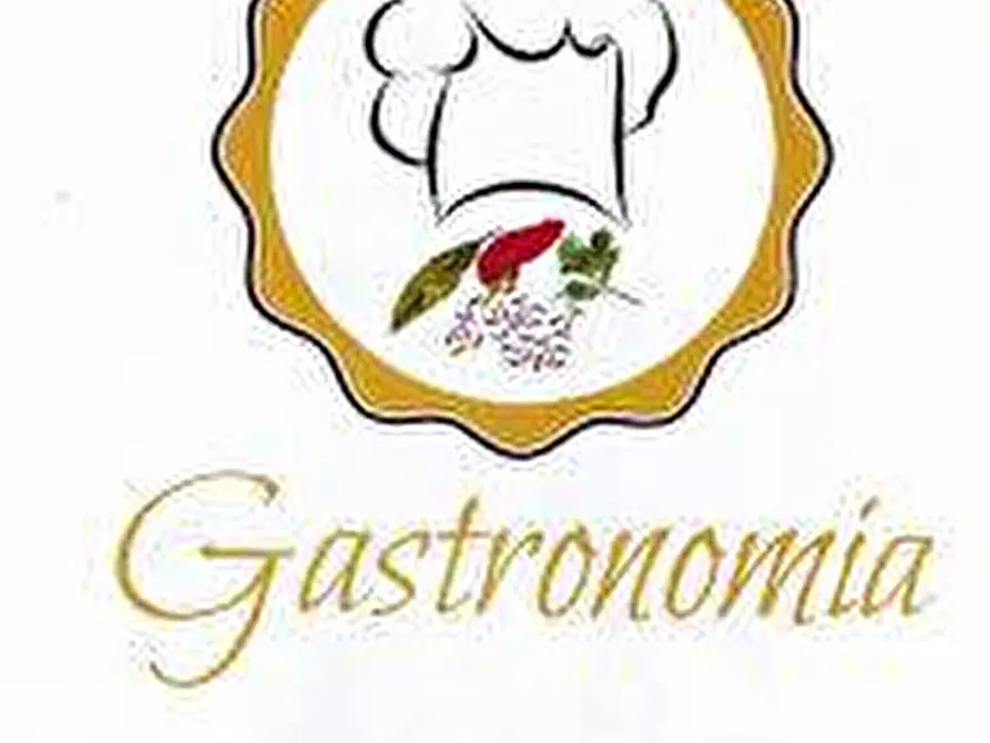 Immagine 2 di Attività commerciale in vendita  a Gallarate