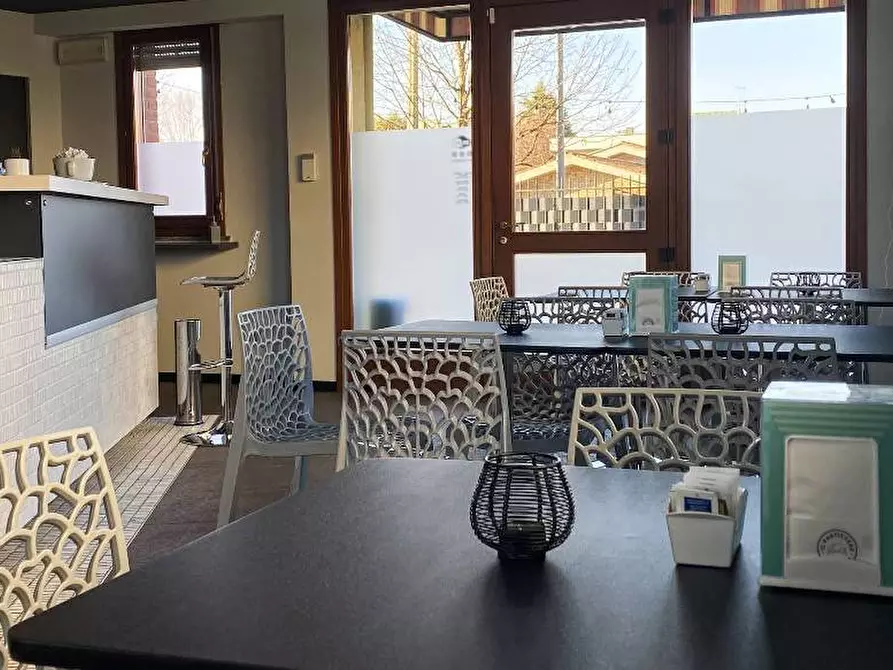 Immagine 2 di Bar / Ristorante in vendita  a Tradate
