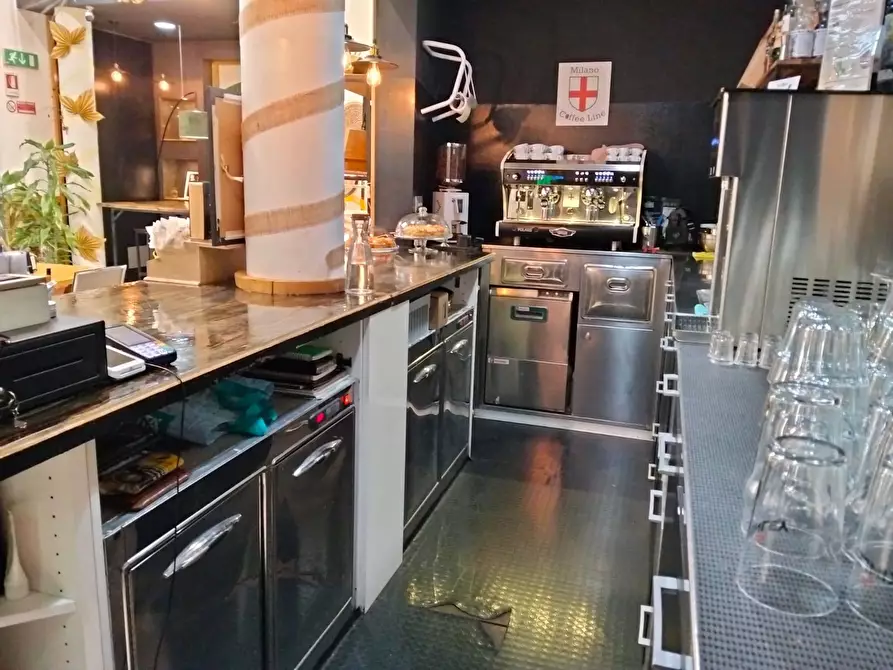 Immagine 1 di Bar / Ristorante in vendita  a Saronno