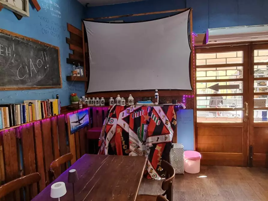 Immagine 2 di Bar / Ristorante in vendita  a Legnano