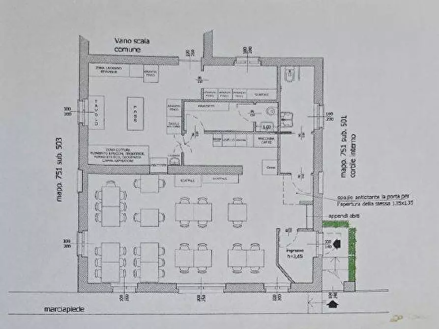 Immagine 6 di Attività commerciale in vendita  a Gallarate