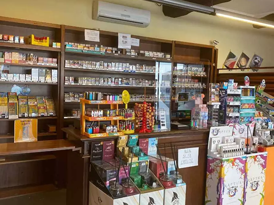 Immagine 1 di Agriturismo in vendita  a Legnano