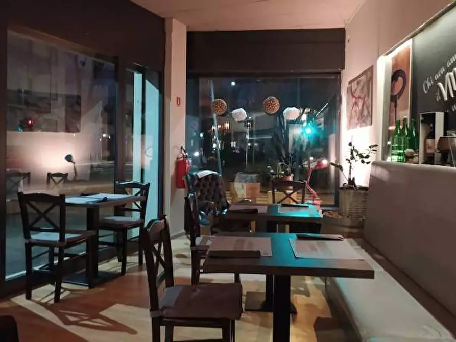 Immagine 2 di Bar / Ristorante in vendita  a Busto Arsizio