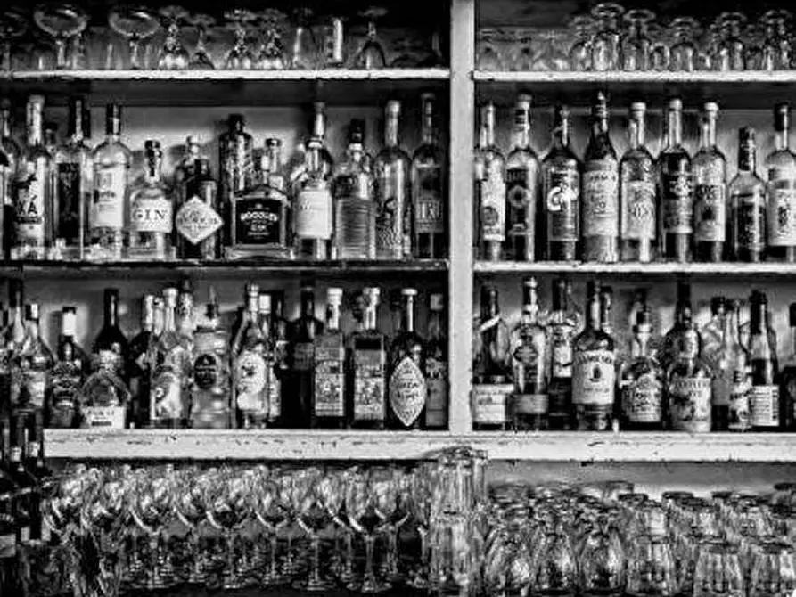 Immagine 2 di Bar / Ristorante in vendita  a Busto Arsizio