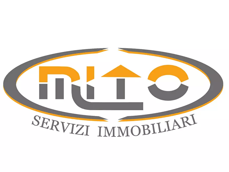 Immagine 3 di Locale commerciale in affitto  in TELESE VIA CRISTOFORO COLOMBO a Castelvenere