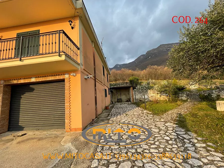 Immagine 17 di Villa in vendita  a Gioia Sannitica