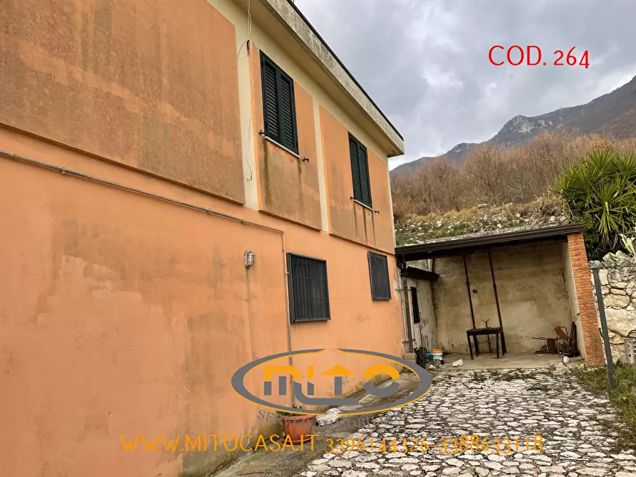 Immagine 22 di Villa in vendita  a Gioia Sannitica