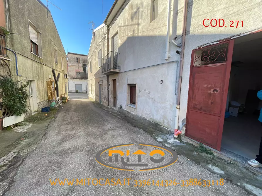 Immagine 31 di Appartamento in vendita  a Guardia Sanframondi