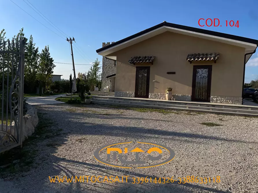 Immagine 7 di Villa in vendita  in VIA VENEZIA 26 a Castelvenere