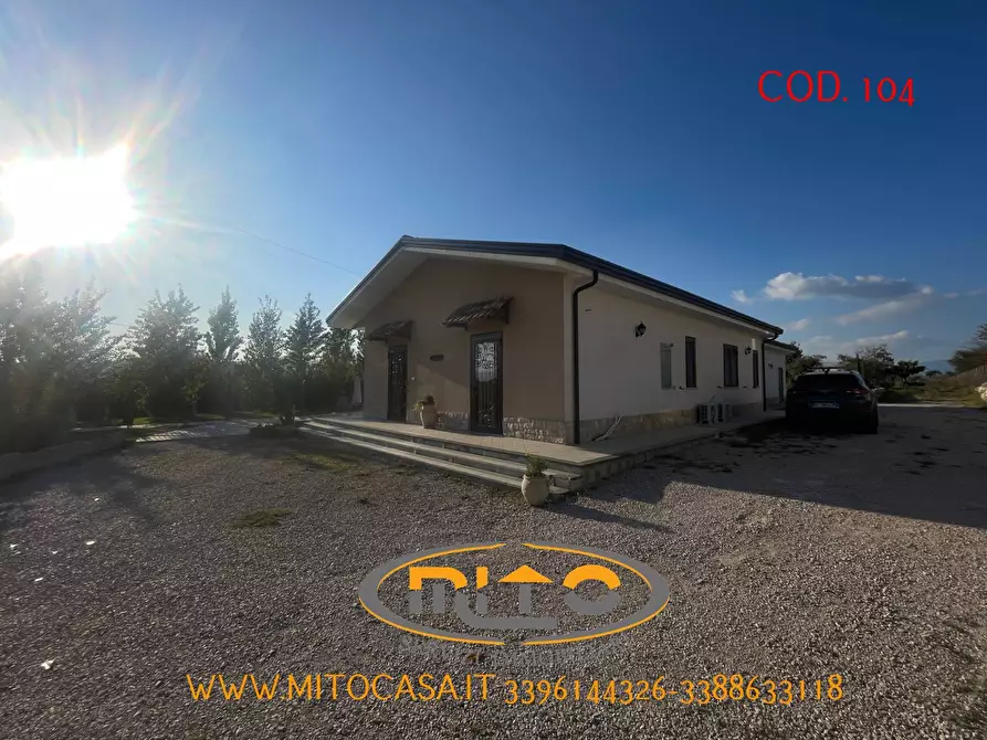 Immagine 28 di Villa in vendita  in VIA VENEZIA 26 a Castelvenere