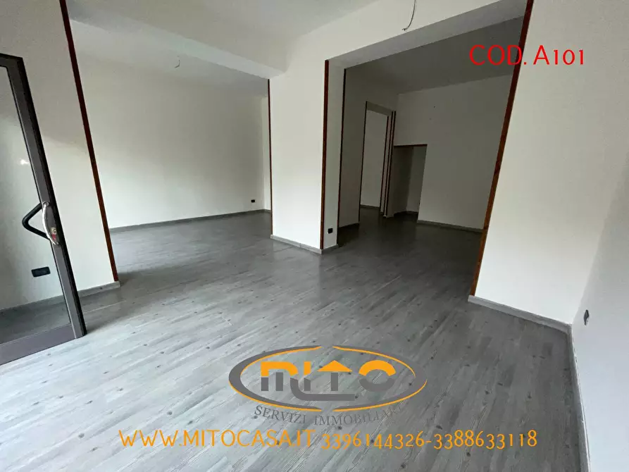 Immagine 6 di Locale commerciale in affitto  in VIA CRISTOFORO COLOMBO a Castelvenere