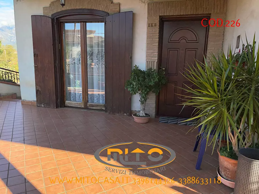 Immagine 6 di Villa in vendita  a Castelvenere